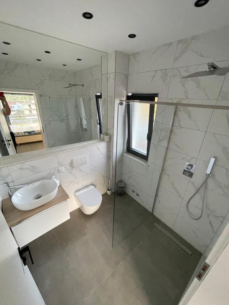 Hela Residence Орикум Экстерьер фото