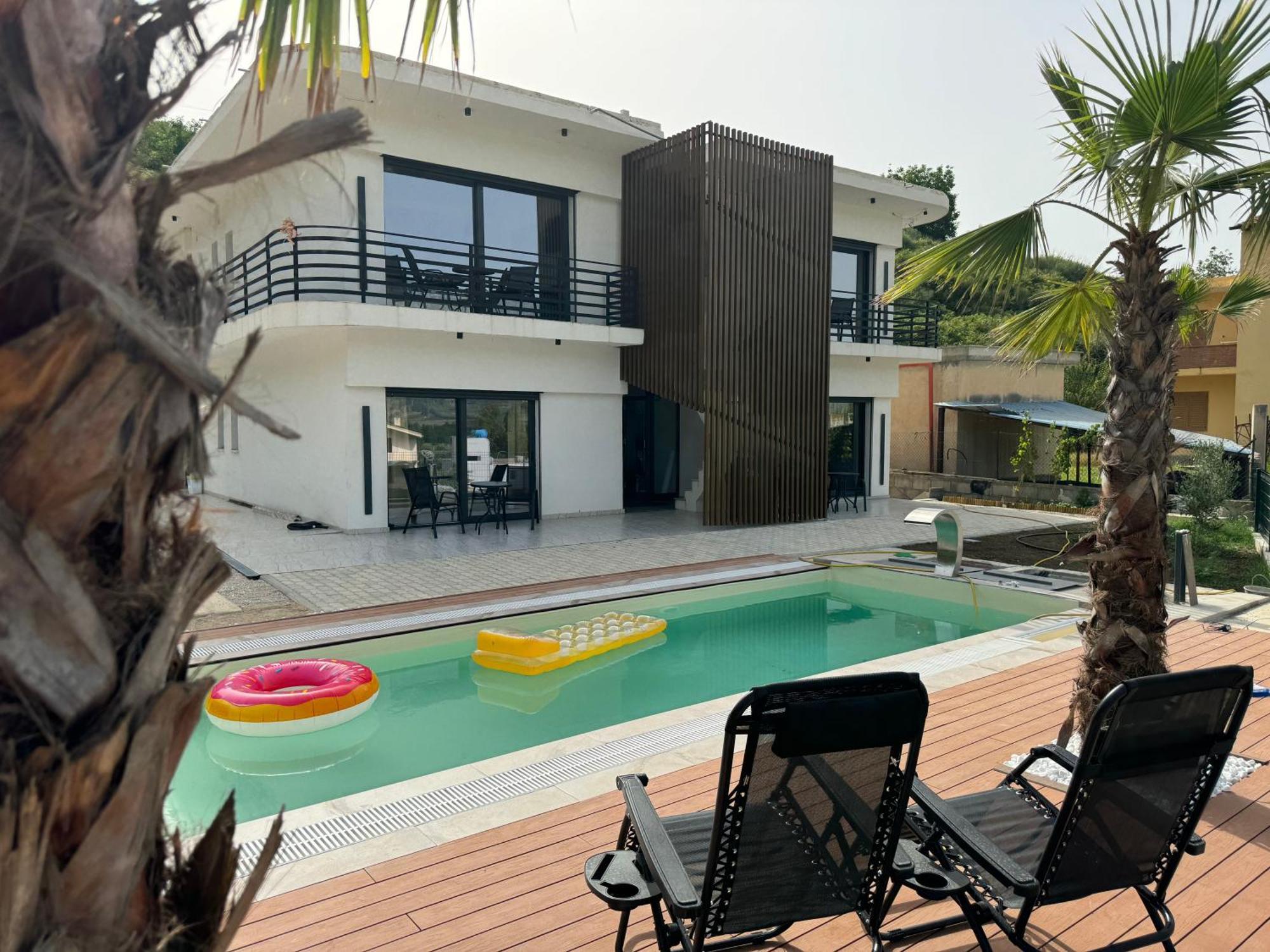 Hela Residence Орикум Экстерьер фото